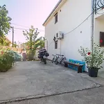 شقة Vinka