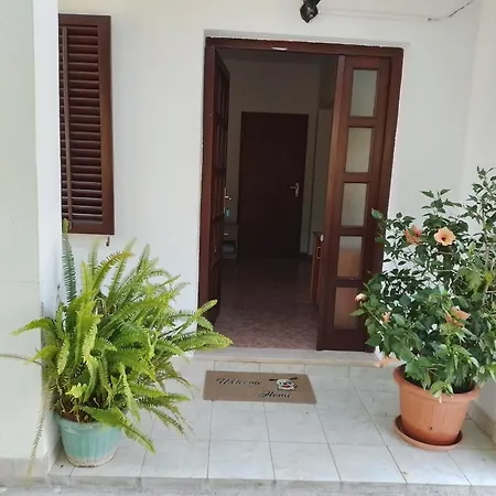 Vinka Apartman *