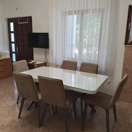 Appartement Vinka *