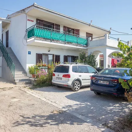 Vinka Apartment *